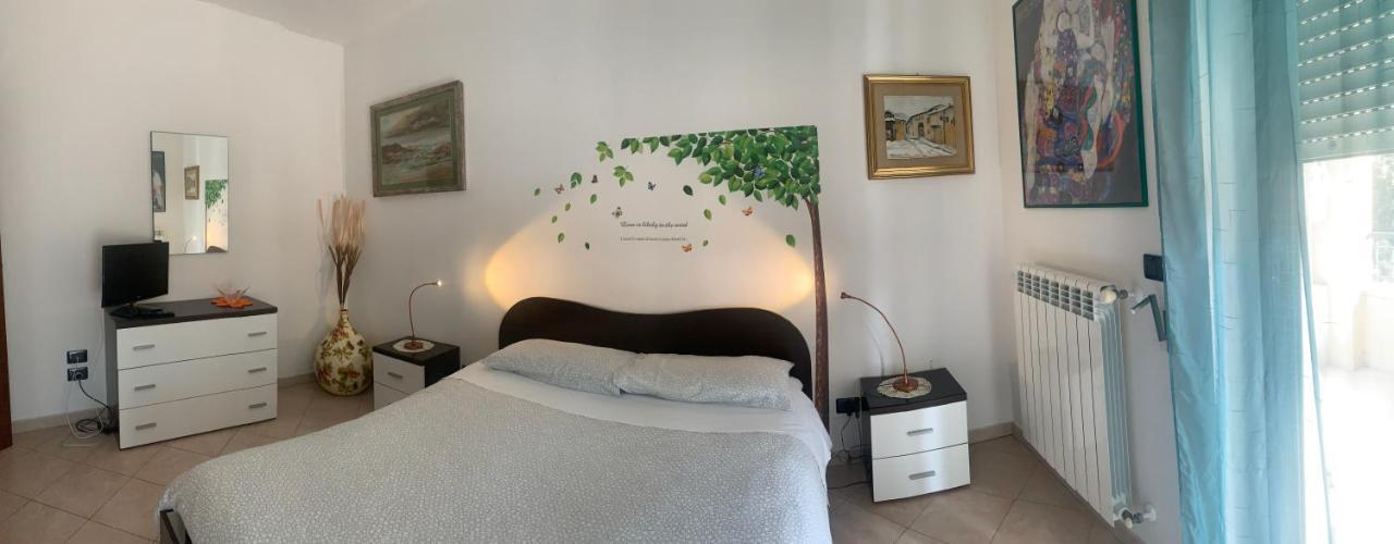 La Dimora Di Paola Appartement Lecce Buitenkant foto