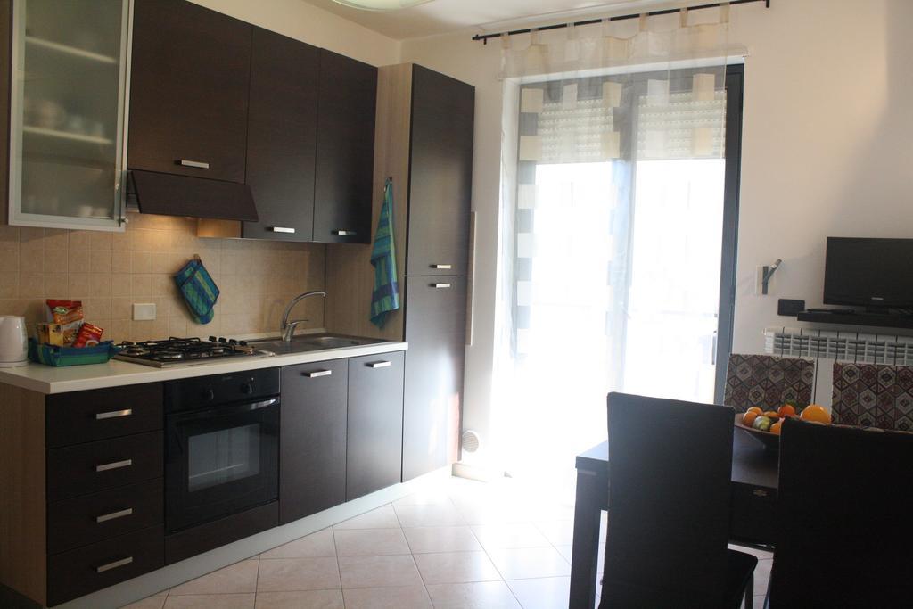 La Dimora Di Paola Appartement Lecce Kamer foto