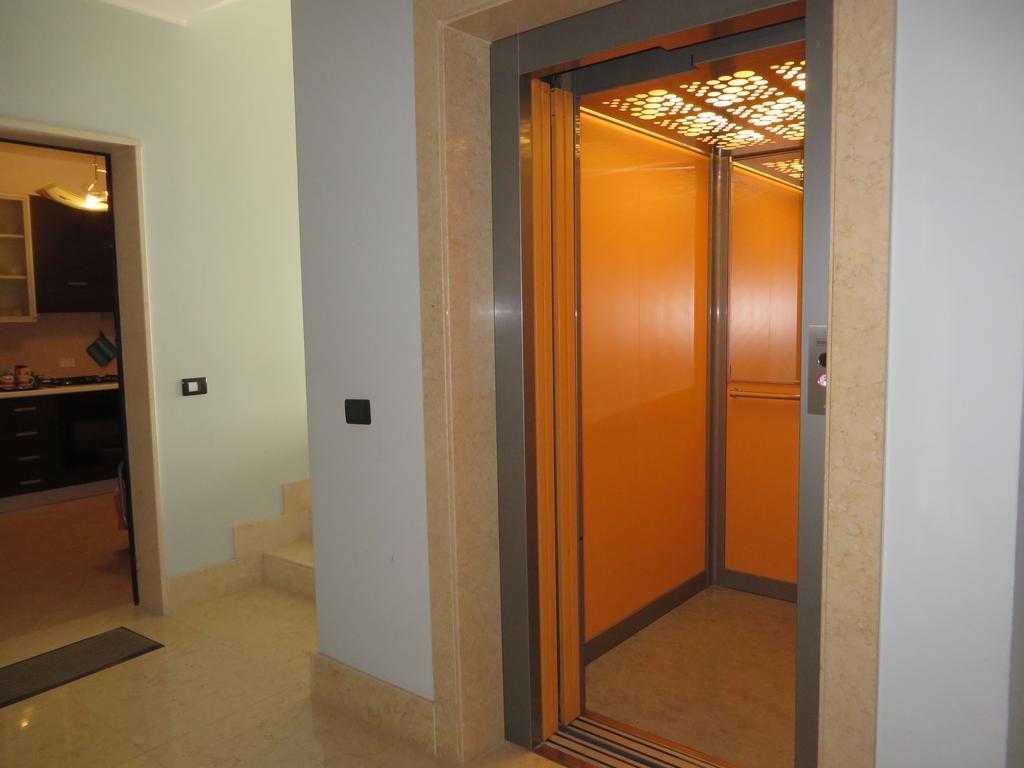 La Dimora Di Paola Appartement Lecce Kamer foto