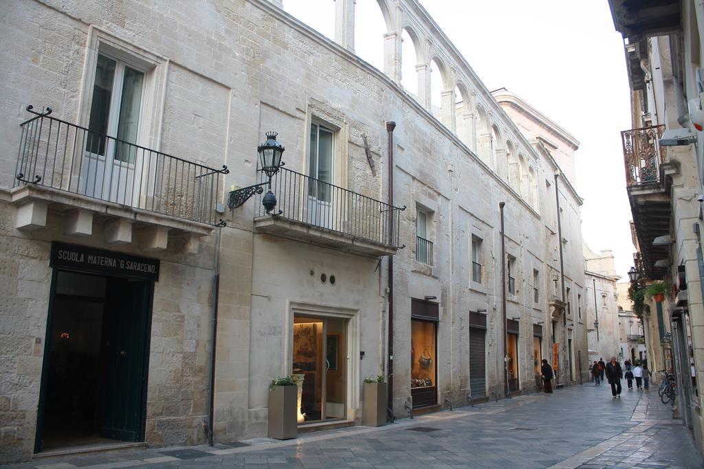 La Dimora Di Paola Appartement Lecce Buitenkant foto